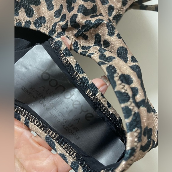 NWT $190R. Bond by Bond-Eye Def Leopard In The Loop 1-Piece Swimsuit. XS - Picture 9 of 12